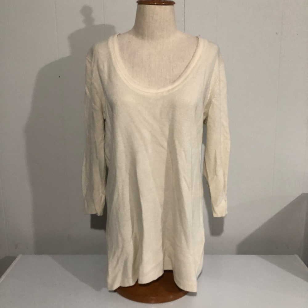 Cream 3/4 sleeve sweater